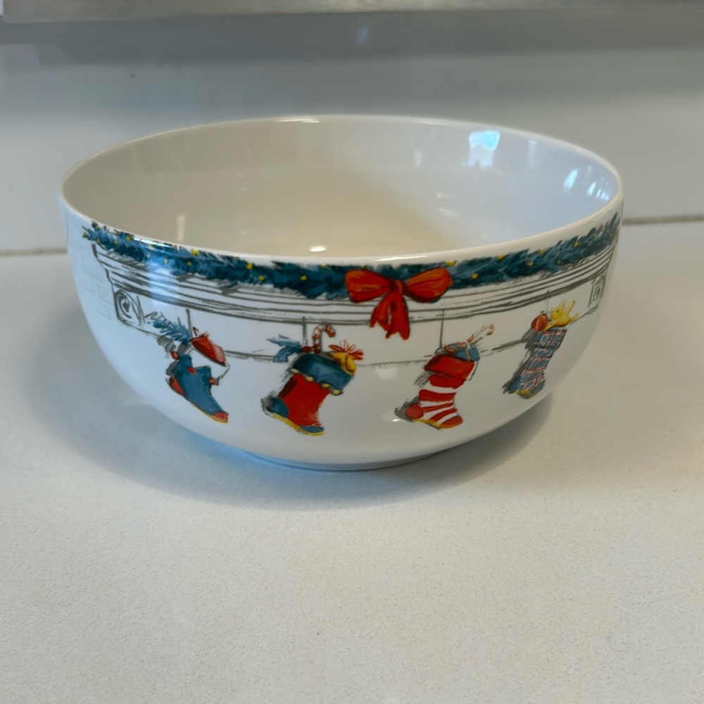 EATON fine dining china Christmas bowl